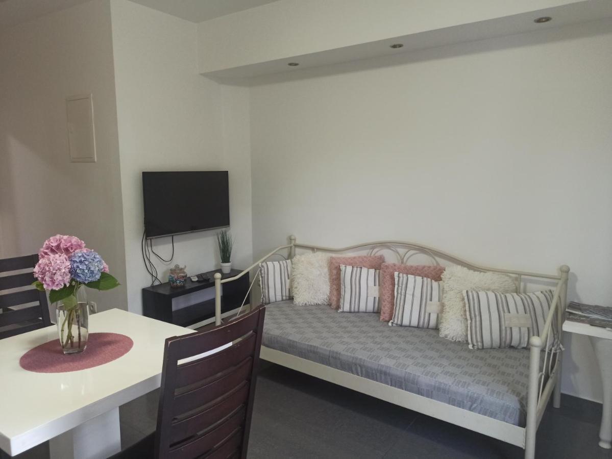 Apartment Bila Šibenik Esterno foto