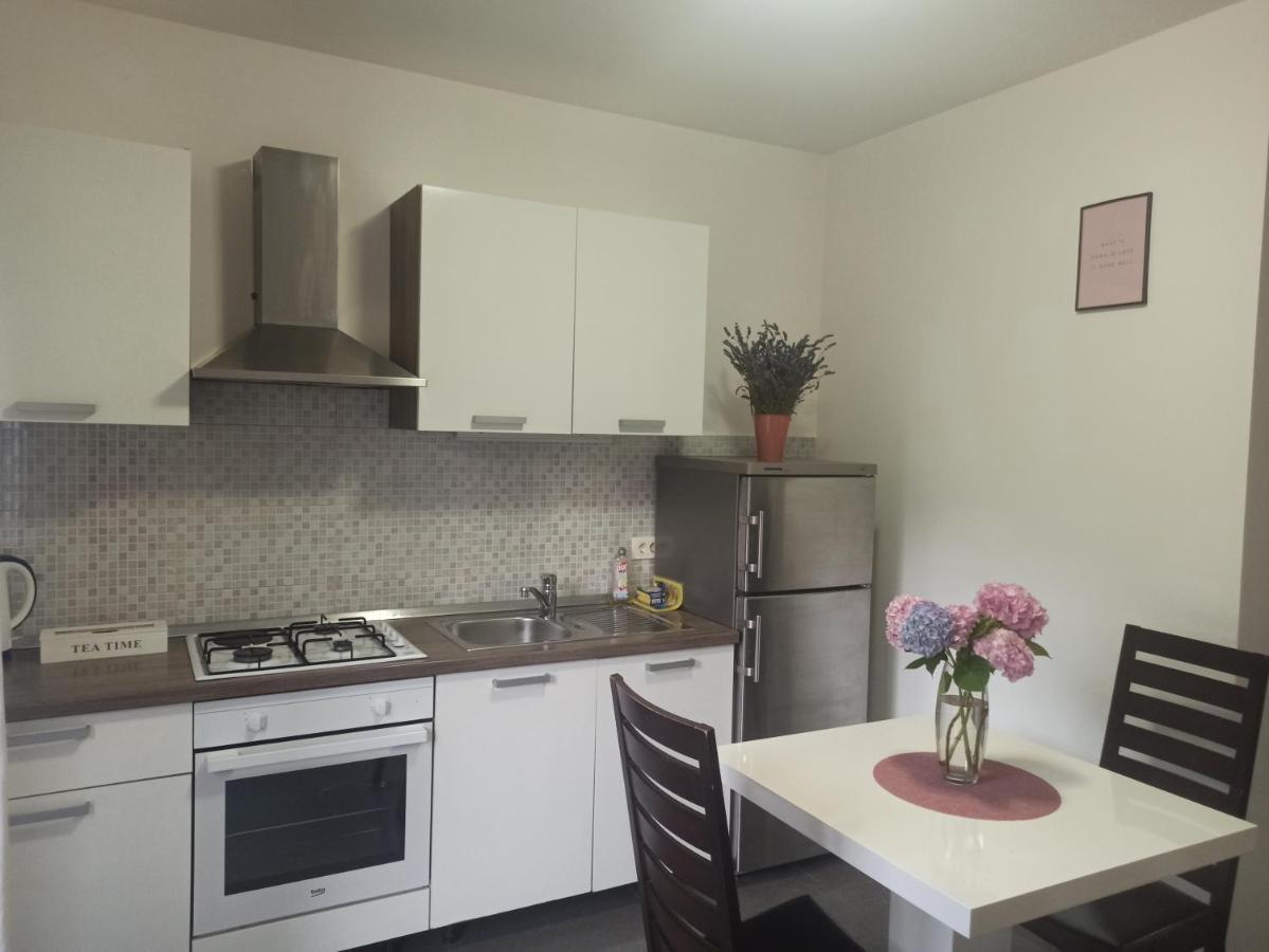 Apartment Bila Šibenik Esterno foto