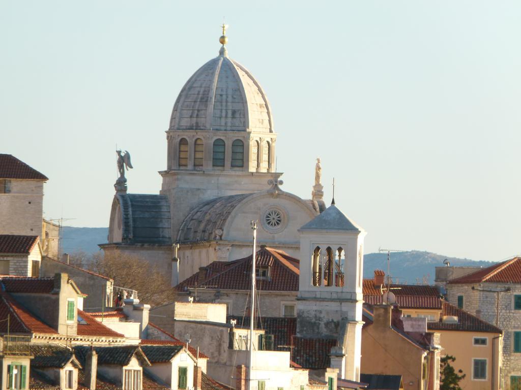 Apartment Bila Šibenik Esterno foto